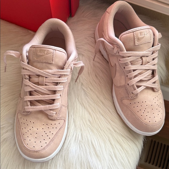 Nike Women's Blush Sneakers - Picture 3 of 5